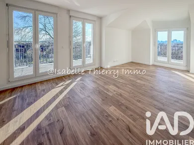 Apartment in Champlan (91160)