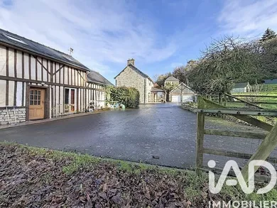 House in Mortain (50140)