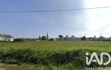 Terrain à bâtir à Bains-sur-Oust (35600)