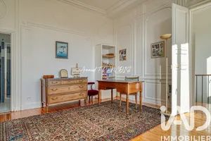 Maison à Chanteloup-les-Vignes (78570)