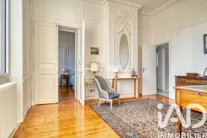 Maison à Chanteloup-les-Vignes (78570)