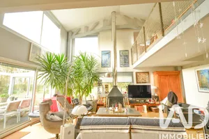 Architectural house in Vieux-Manoir (76750)