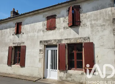 Village house in Villefagnan (16240)