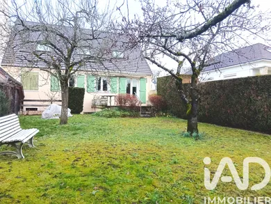 Traditional house in Pontoise (95300)