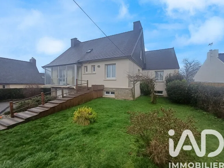 Maison 7 pièces 187 m² · à Lannion · 187 m² · 395 000 €