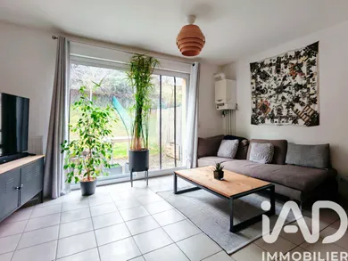 Duplex in Nivolas-Vermelle (38300)