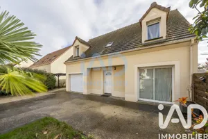 Pavillon à Sivry-Courtry (77115)