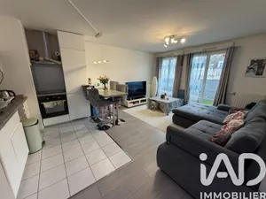 Apartment in Tigery (91250)
