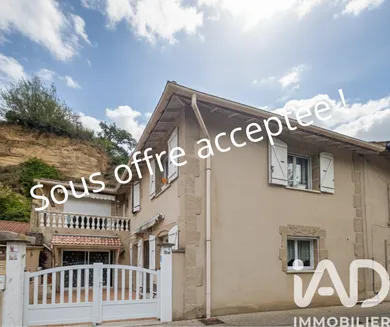 Townhouse in Clérieux (26260)