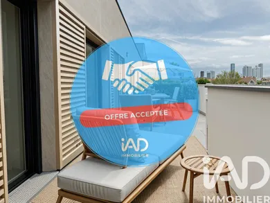 Apartment in Nanterre (92000)