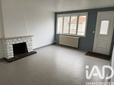 House in Parthenay (79200)