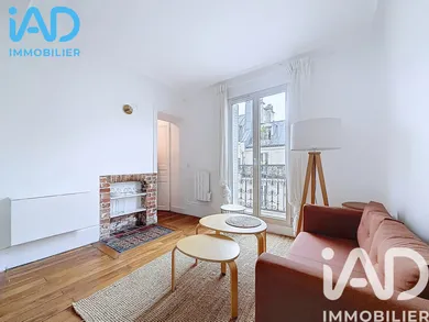 Apartment in Paris (75018)