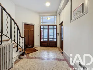 Apartment in Saint-Mandé (94160)