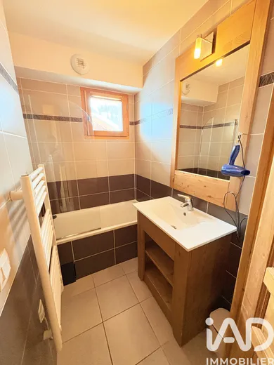 Apartment in VARS  (05560)