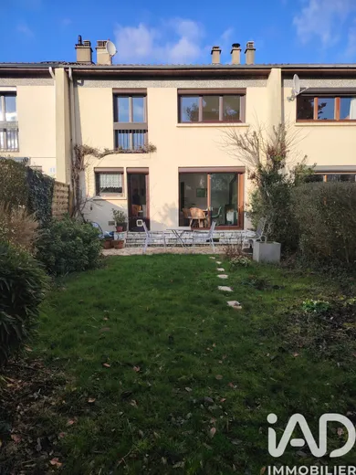 House in Orsay (91400)