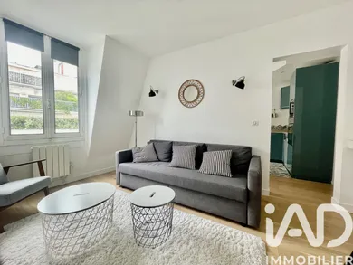 Apartment in Paris (75006)