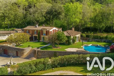 Domaine à Cogolin (83310)