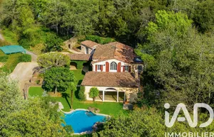 Domain in Cogolin (83310)