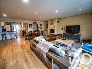 Maison traditionnelle à Léognan (33850)