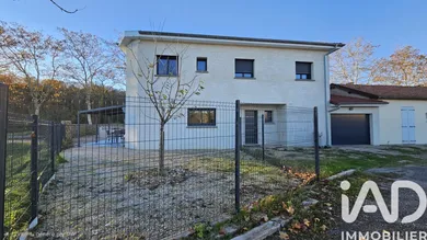 House in Neuville-sur-Ain (01160)