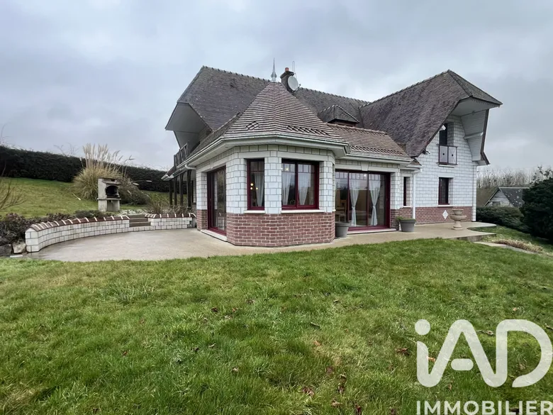 Maison 7 pièces 191 m² · à Villers-sous-Foucarmont · 191,4 m² · 342 000 €