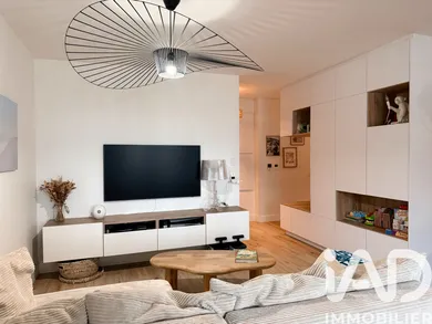 Appartement à Bordeaux (33300)