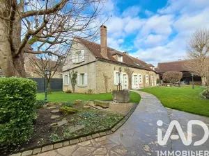 Longere in Carisey (89360)