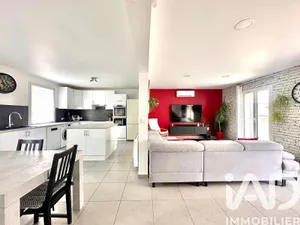 House in La Ville-du-Bois (91620)