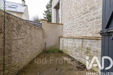 Townhouse in Bazemont (78580)