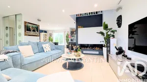 Maison d'architecte à Coupvray (77700)