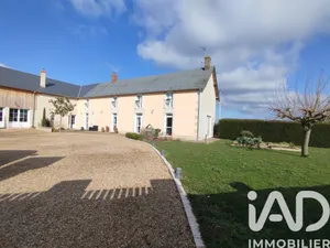 Traditional house in Loudun (86200)