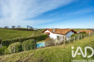 House in Souraïde (64250)