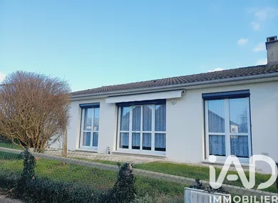 Village house in Val-de-Scie (76720)