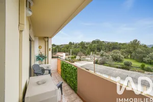 Apartment in Aubagne (13400)