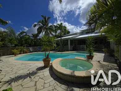 Maison à La Rivière Saint-Louis (97421)