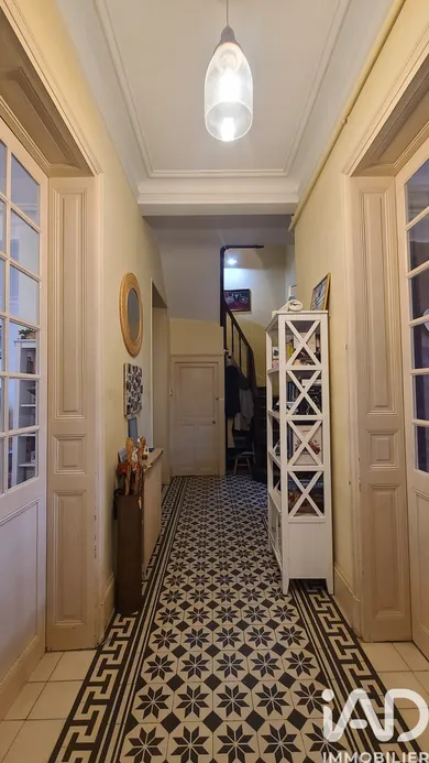 Townhouse in Saumur (49400)