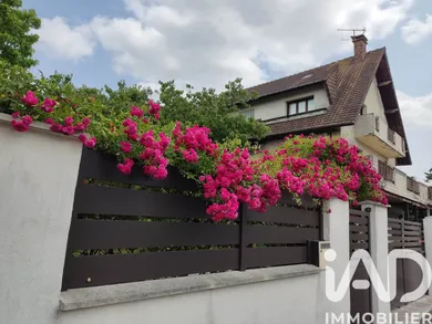 Maison à Grigny (91350)