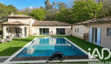 Traditional house in Mimet (13105)