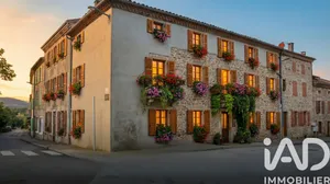 Immeuble à Vernoux-en-Vivarais (07240)