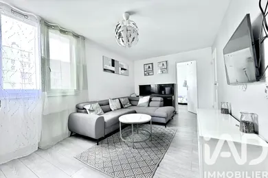 Appartement à Noisy-le-Grand (93160)