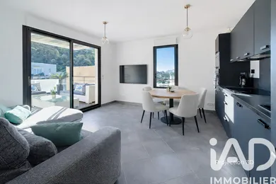 Apartment in Le Cannet (06110)