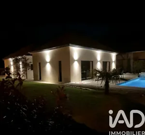 Architectural house in Saint-Lyé (10180)