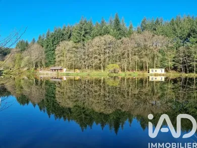 Domaine à Ger (50850)