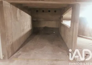 Parking in Paris (75012)