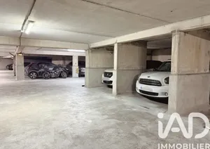 Parking à Paris (75003)