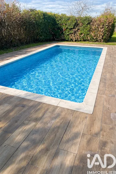 House in Coutras (33230)