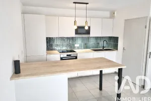 Apartment in Villenave-d'Ornon (33140)