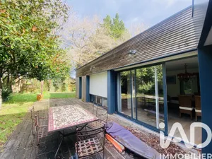 Mansion in Saint-André-des-Eaux (44117)