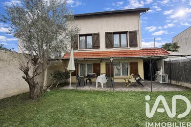 Maison à Villejuif (94800)