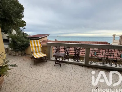Appartement à EZE Bord de mer (06360)